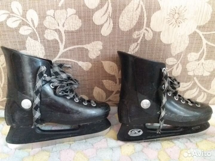 Коньки хоккейные подростковые 36-37 размер