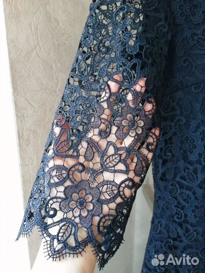 Нарядное гипюровое платье р42-44