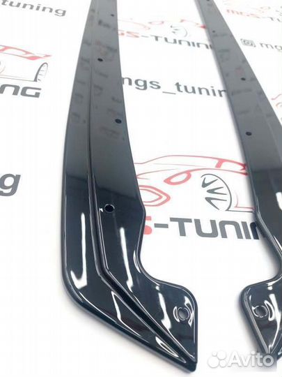 Сплиттеры в задний бампер черный глянец BMW 5 G30