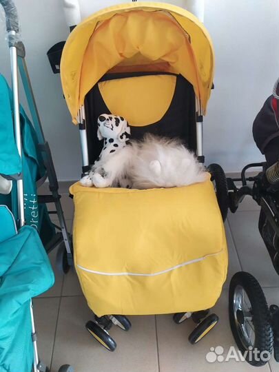 Коляска новая