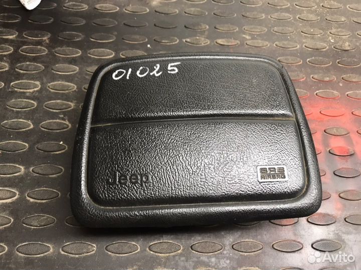 Jeep Grand Cherokee Подушка безопасности в рулевое