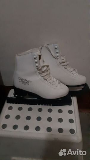Коньки фигурные