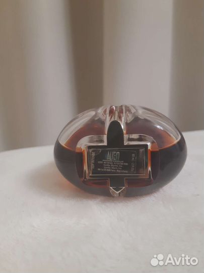 Mugler, Trussardi, Kenzo, Van Cleef & Arpels