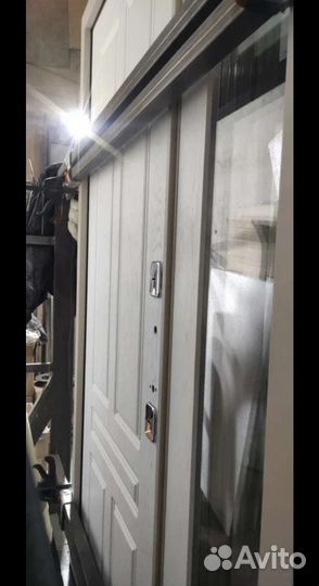 Дверь металлическая в частный дом с терморазрывом