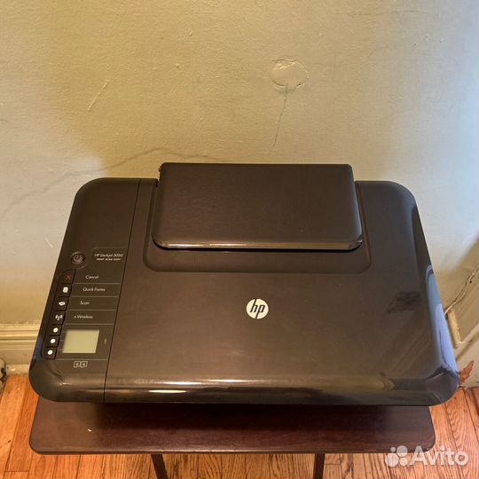 Мфу струйное HP Deskjet 3050 J610