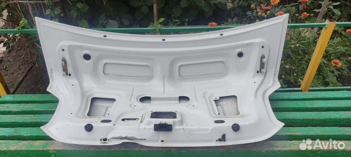 Крышка багажника renault logan 2