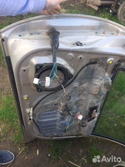 Кузовные запчасти toyota Camry Gracia