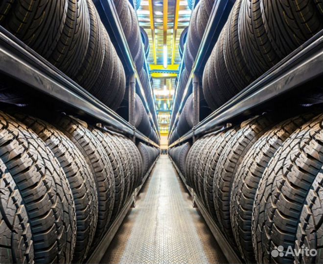 Pirelli P Zero PZ4 275/40 R20