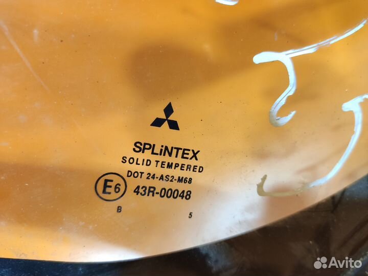 Форточка передняя левая для Mitsubishi Colt