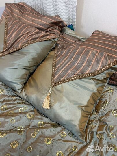 Покрывало 2спальное и чехлы на подушки