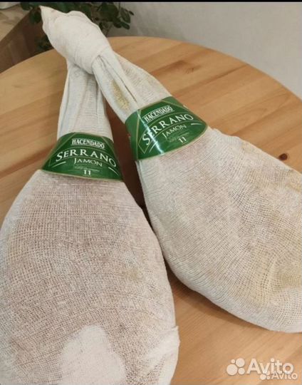 Хамон serrano на кости