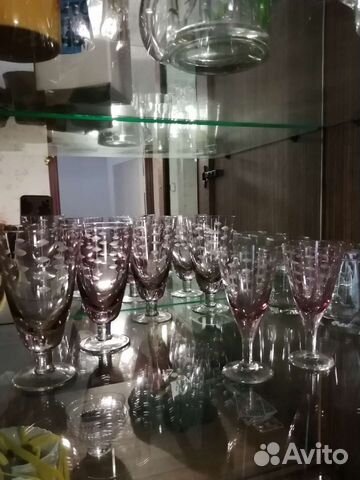 Фужеры и рюмки на ножке