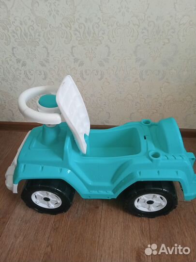 Детская машинка с ручкой