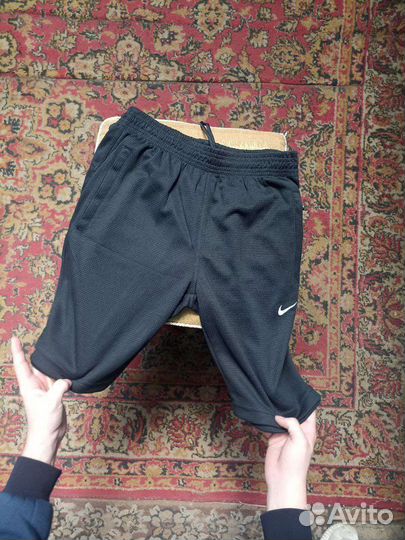 Шорты новые