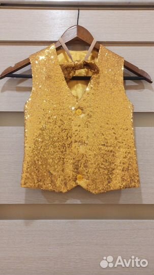 Жилетка с бабочкой р 122