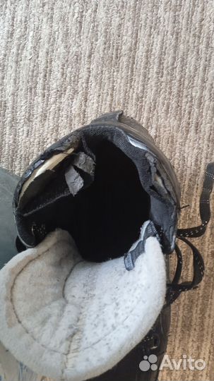 Коньки хоккейные