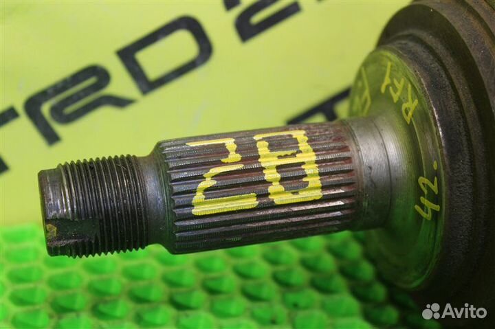 Привод передний левый Honda Stepwgn RF1 B20B