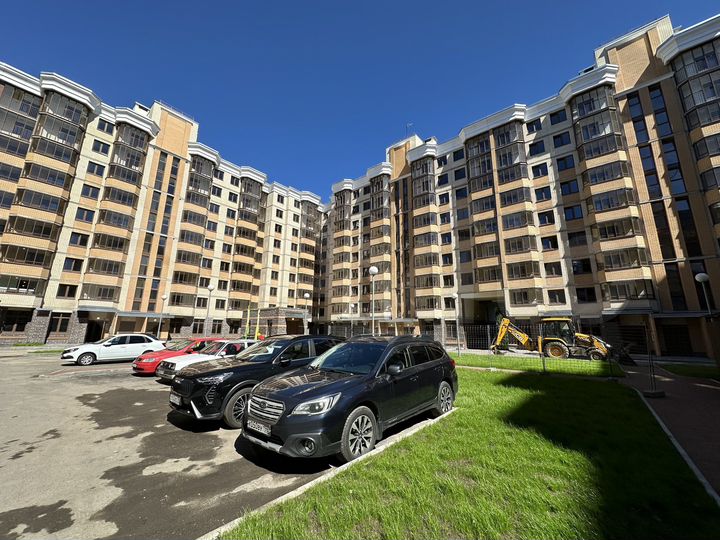 2-к. квартира, 65,4 м², 9/9 эт.