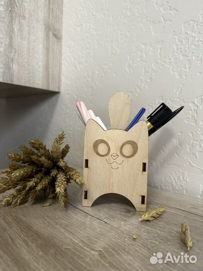 Подставка для канцелярии