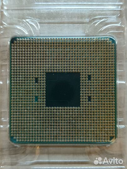 Процессор AMD Ryzen 3 3200G OEM