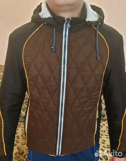 Куртка демисезонная на мальчика 7-11лет