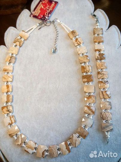 Черный опал Колье из натуральных камней