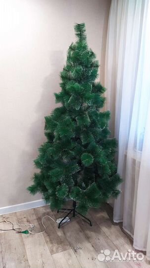 Новогодние елки сосны