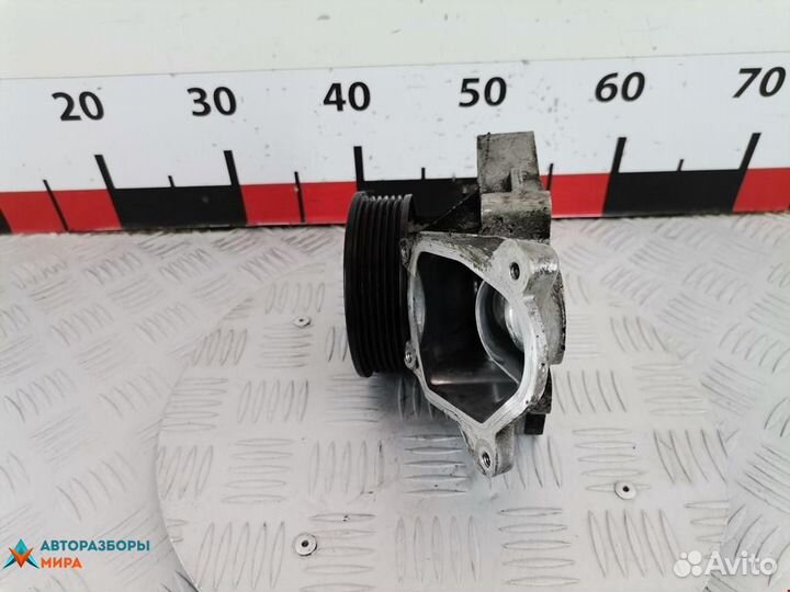 Помпа BMW 3 E46 2002 11517790471