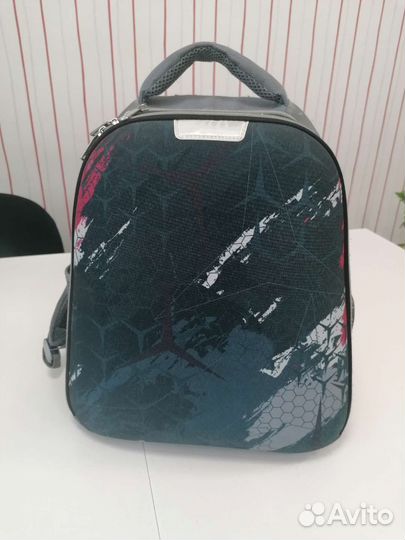 Школьный ранец для мальчика