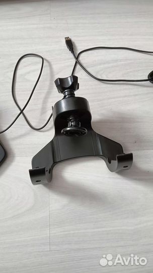 Игровой руль с педалями