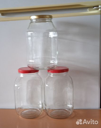 Стеклянные банки 3л квадрат и круглая с винт. кр
