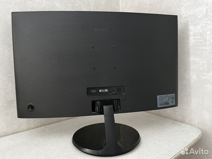 Монитор Samsung 27