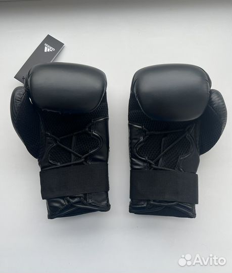 Боксерские перчатки Adidas 16 oz