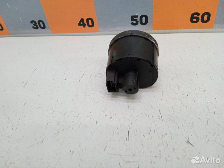 Переключатель света фар Volkswagen Passat B6 2.0