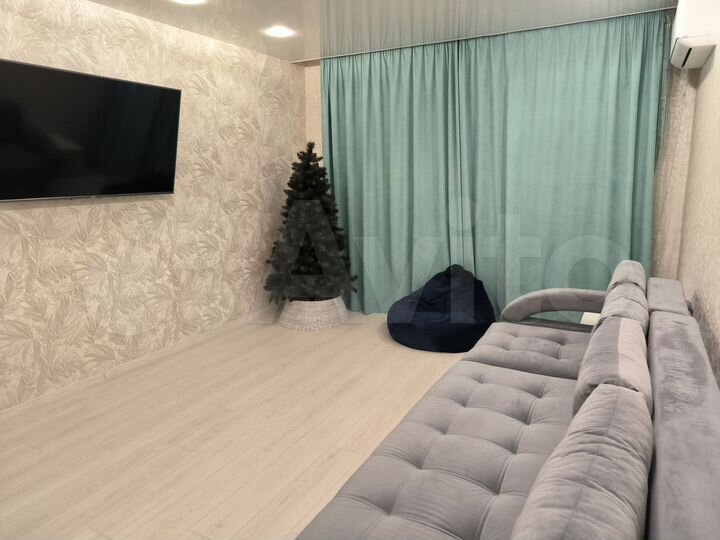 3-к. квартира, 64 м², 1/9 эт.