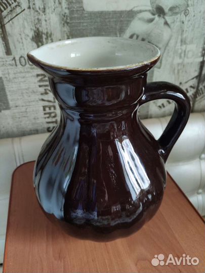 Глиняный кувшин