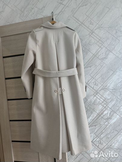 Пальто демисезонное 48