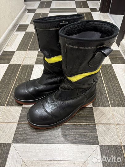Сапоги пожарного б/у 42