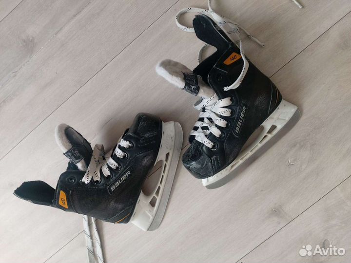 Хоккейные коньки bauer 26 размер