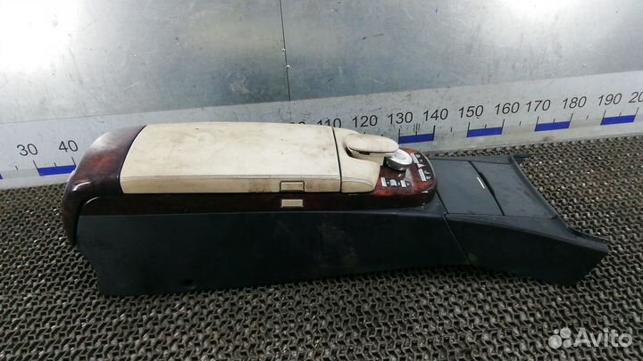 Подлокотник Mercedes-Benz S-Class W221 (2005–2013)
