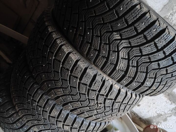 Michelin X-Ice North 205/55 R16