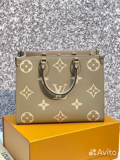 Сумка Louis Vuitton M 45595