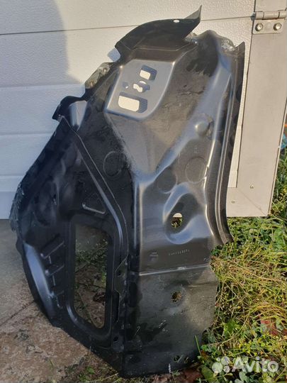 Панель заднего лев. фонаря VW Tiguan 2 5NA813327A