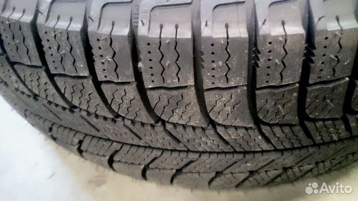 Michelin X-Ice 3 225/55 R18 98H