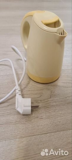 Чайник vitek 0.5