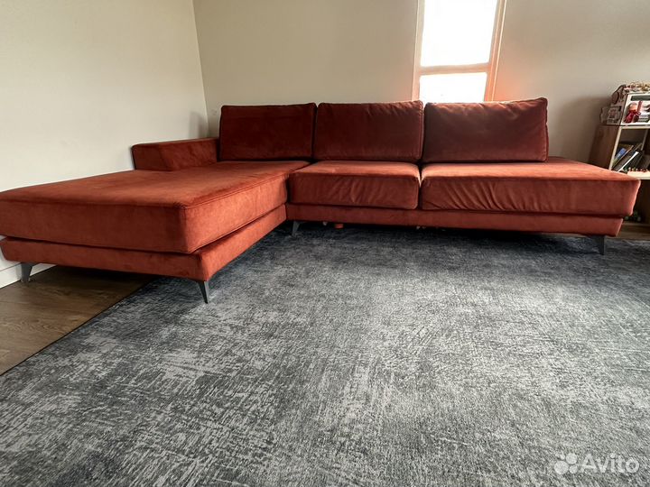 Угловой диван