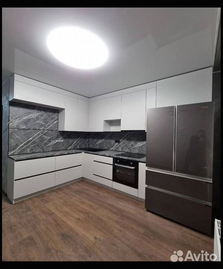 Кухня угловая на заказ