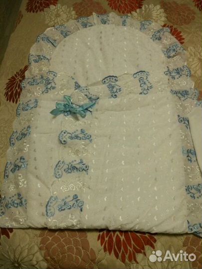 Комплект на выписку из 4х предметов