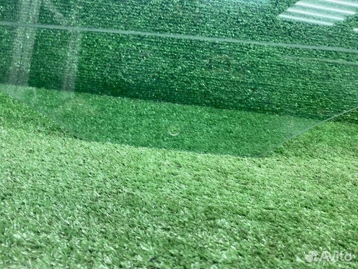 Стекло двери заднее левое Volkswagen Polo 5