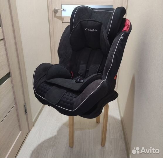 Продаю автокресло Capella, универсальное, черное